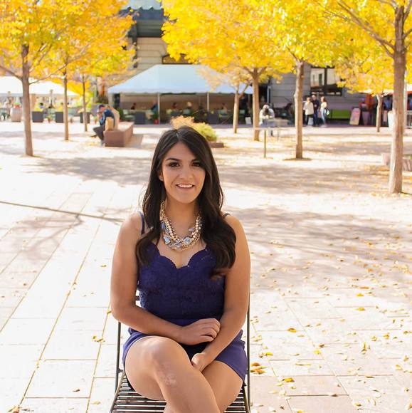 Meet your Posher, Daniela - Picture 1 of 1